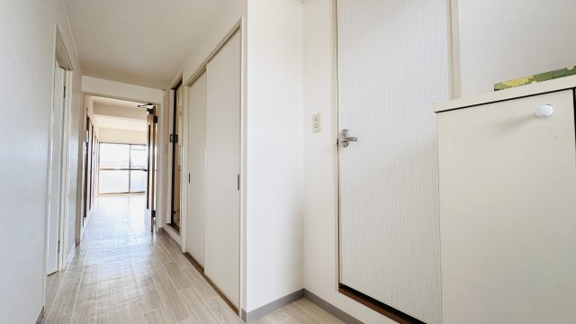 パレプラーンスの玄関