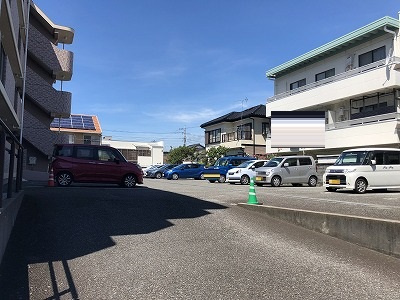 パレプラーンスの駐車場