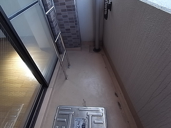 エステムコート神戸元町通のバルコニー