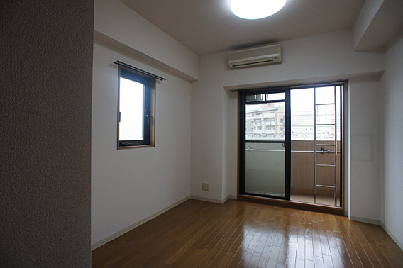 エステムコート神戸元町通の居間・リビング