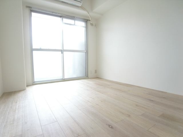 カサベラ神戸の洋室