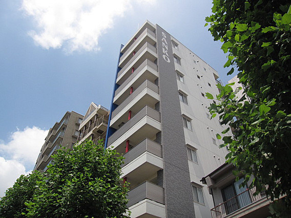 アバンサハウスの外観