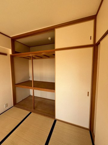 シェリール甲東園の収納