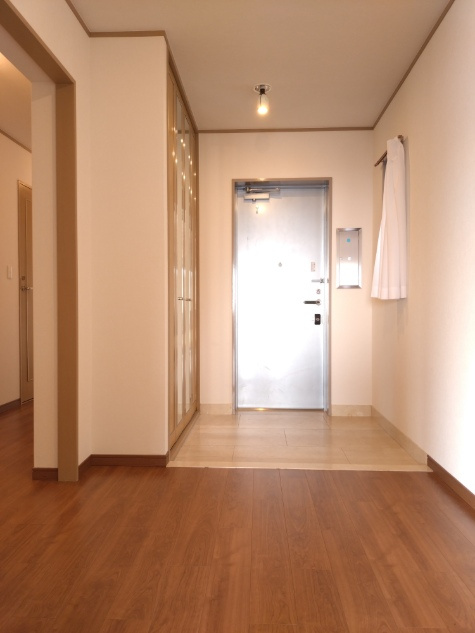 プレスティージュ苦楽園の玄関