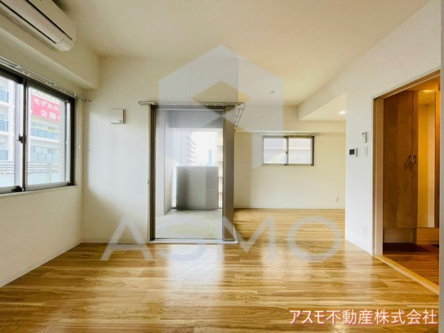 【居間・リビング】