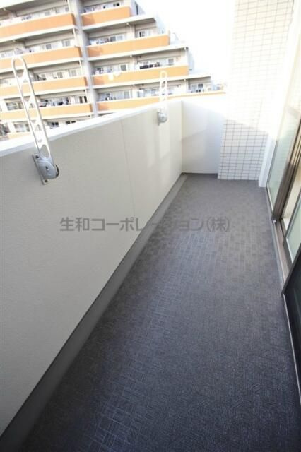 ｅｌａｎ．ｄｅ．ＡＫのバルコニー