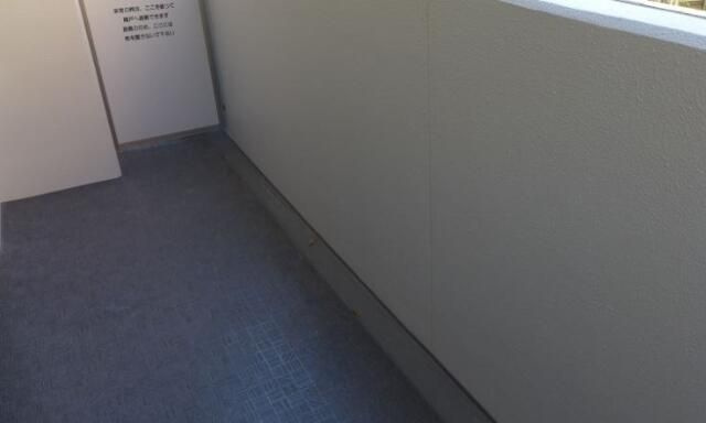 ｅｌａｎ．ｄｅ．ＡＫのバルコニー