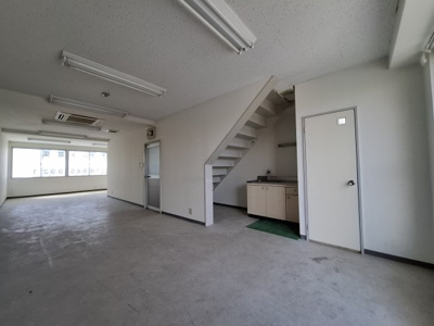 【内装】 | サンスリービル | 同タイプ室内写真