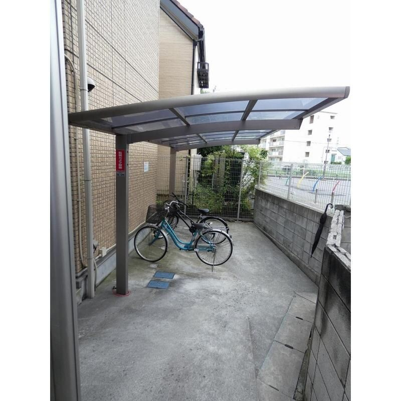 Ｆｉｆｔｈ　Ａｖｅｎｕｅ　フィフスアヴェニューの駐車場