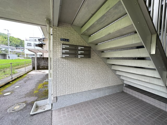 ファミール薊のエントランス