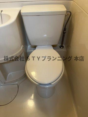 仲介手数料0円！中西ビルのトイレ