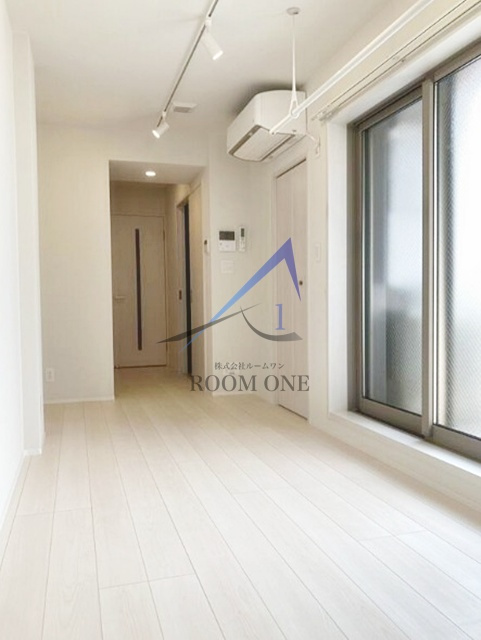 つむぎの杜　西荻みなみの居間・リビング|洋室のお部屋です。