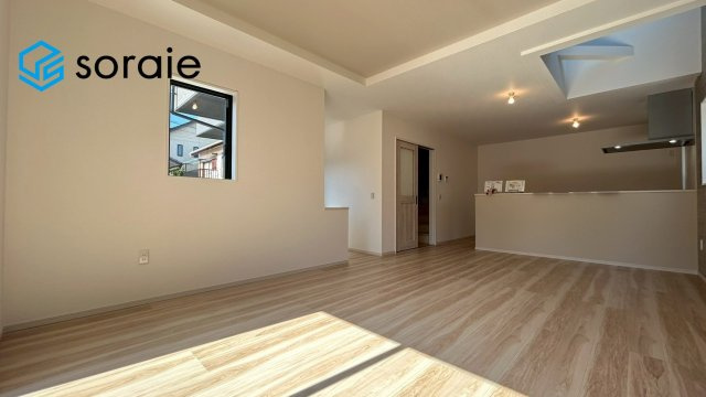 所沢市小手指南6期　新築戸建　リガーレの居間・リビング|3月12日撮影