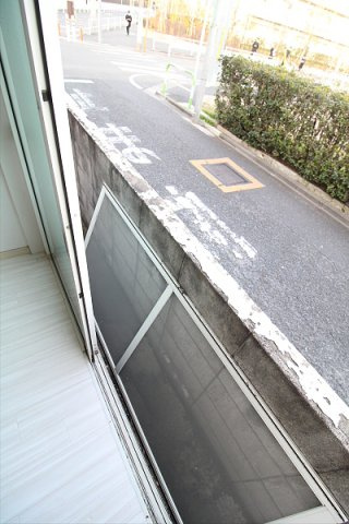 【バルコニー】