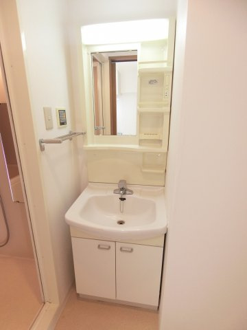 MLコート木場の独立洗面台|※参考写真です