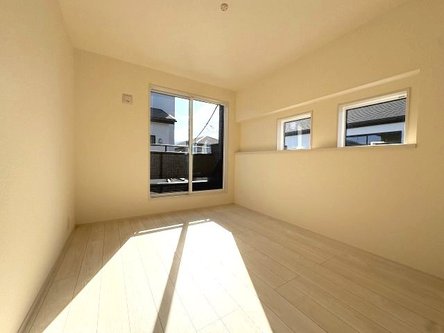 【子供部屋】 | 福岡市西区横浜1丁目　1号棟（全6棟）【仲介手数料無料・0円】 | 現地写真。