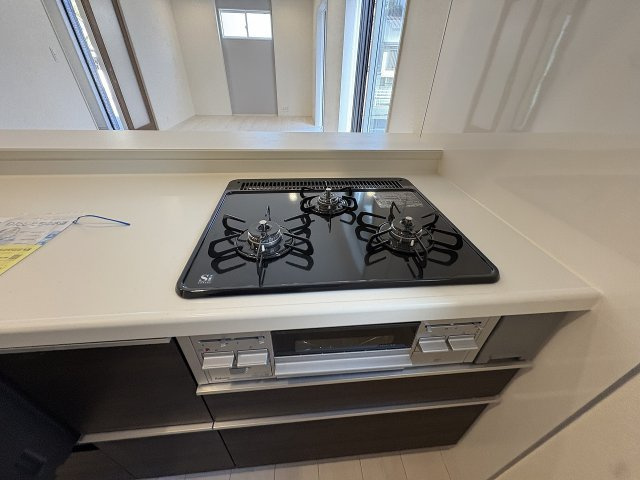 【キッチン】 | 福岡市西区横浜1丁目　1号棟（全6棟）【仲介手数料無料・0円】 | 現地写真。