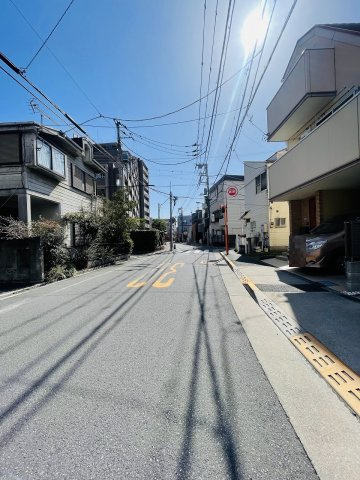 北区豊島７丁目中古戸建の前面道路含む現地写真