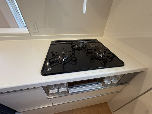 【キッチン】 | 福岡市西区横浜1丁目　3号棟（全6棟）【仲介手数料無料・0円】 | 現地写真。