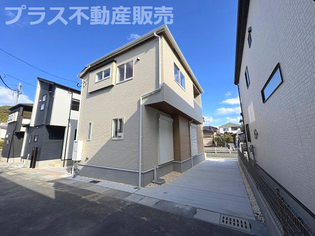 【外観】 | 福岡市西区横浜1丁目　3号棟（全6棟）【仲介手数料無料・0円】 | 現地写真。同じ物件を見るなら、プラス不動産販売にお任せ下さい。