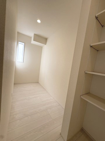 【収納】 | 福岡市西区横浜1丁目　4号棟（全6棟）【仲介手数料無料・0円】 | 現地写真。