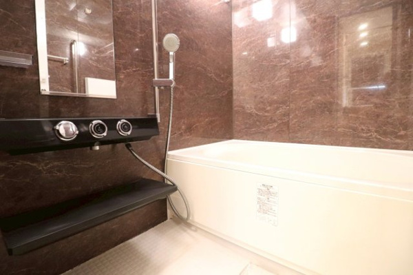 【浴室】 | 【浴室】追い炊き機能完備で快適にお過ごしいただけます☆