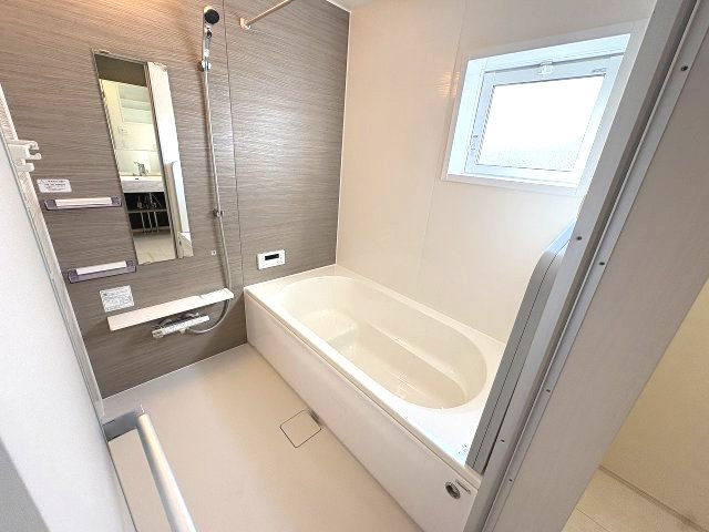 【浴室】 | 福岡市西区横浜1丁目　2号棟（全6棟）【仲介手数料無料・0円】 | 現地写真。浴室です。