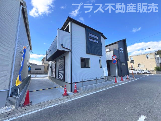 【外観】 | 福岡市西区横浜1丁目　2号棟（全6棟）【仲介手数料無料・0円】 | 現地写真。同じ物件を見るなら、プラス不動産販売にお任せ下さい。