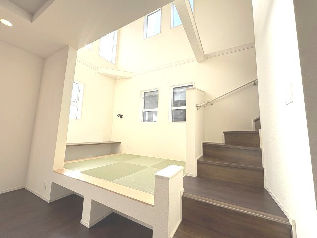 【和室】 | 福岡市西区横浜1丁目　5号棟（全6棟）【仲介手数料無料・0円】 | 現地写真。1階和室です。