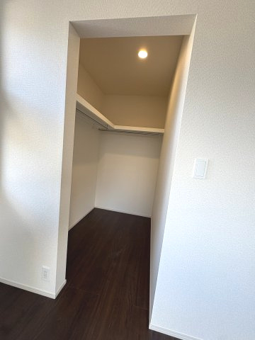 【収納】 | 福岡市西区横浜1丁目　5号棟（全6棟）【仲介手数料無料・0円】 | 現地写真。