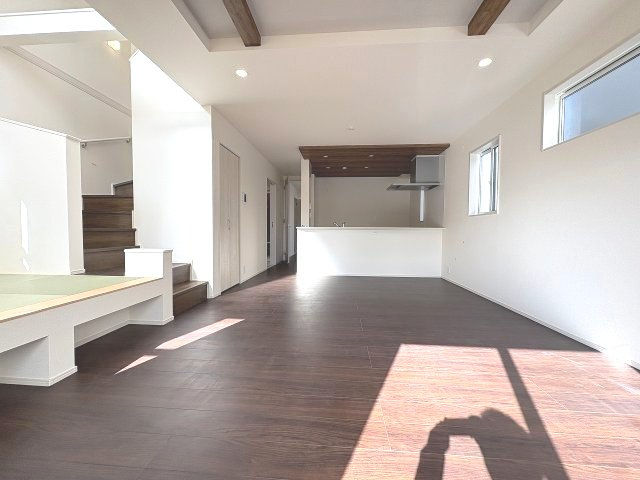 【外観】 | 福岡市西区横浜1丁目　5号棟（全6棟）【仲介手数料無料・0円】 | 現地写真。同じ物件を見るなら、プラス不動産販売にお任せ下さい。