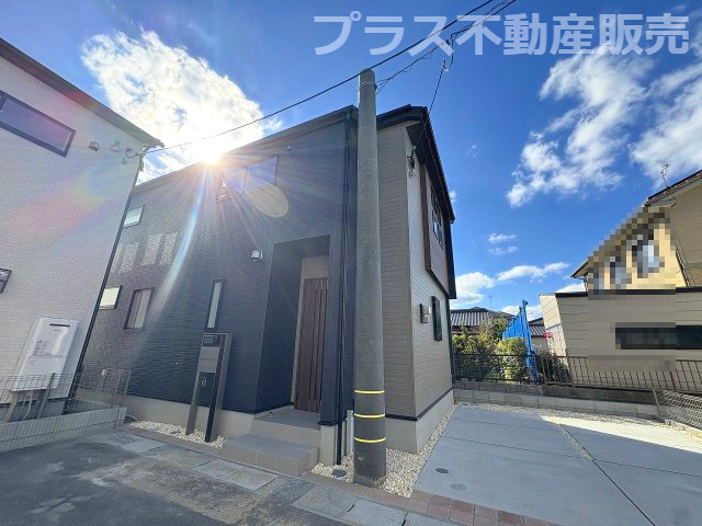 【玄関】 | 福岡市西区横浜1丁目　5号棟（全6棟）【仲介手数料無料・0円】 | 現地写真。