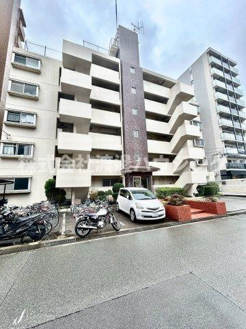 ハイツ山本の外観