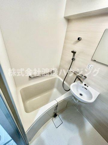 メゾンドール吹田の浴室