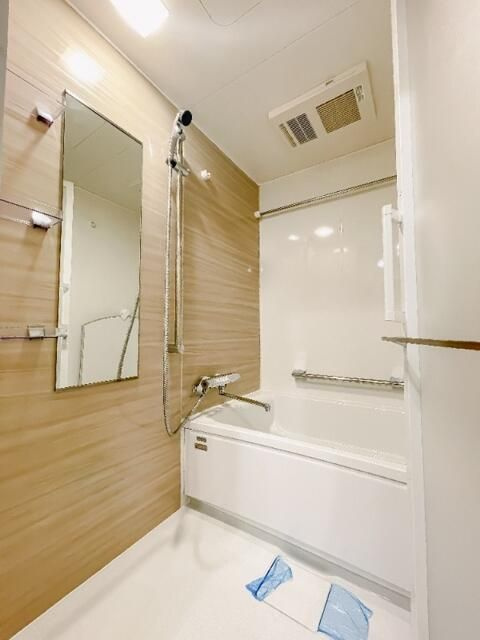 ドゥーエ三ノ輪Ⅰの浴室