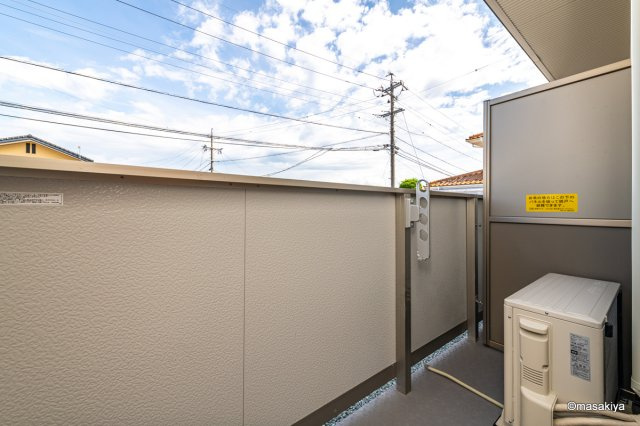 Jeunesseのバルコニー