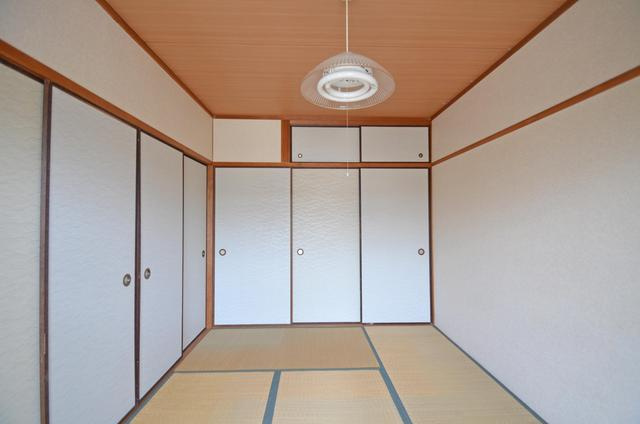 日野ハイツの和室