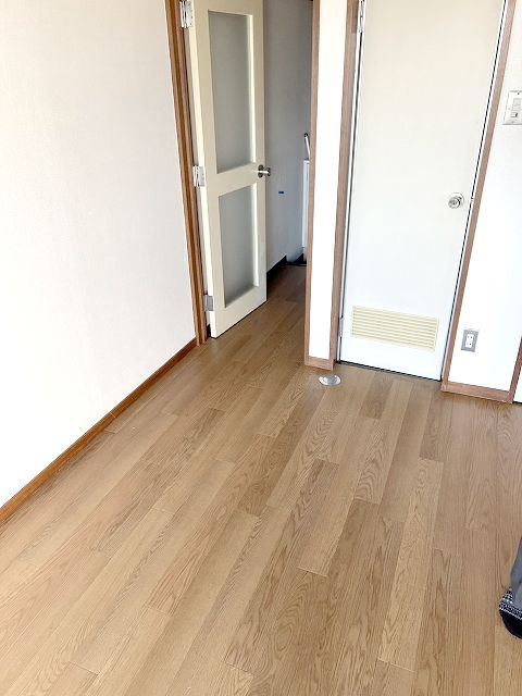 山口ビルの寝室