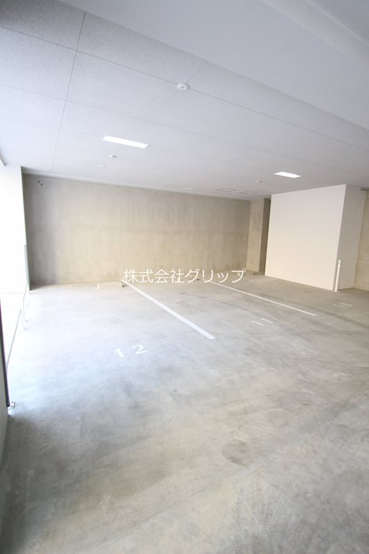 K.Curacionの駐車場