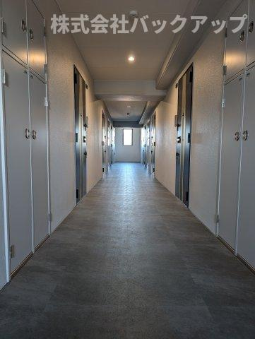 We今宿のロビー