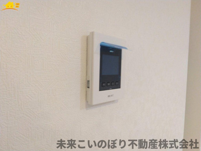 【防犯設備】 | Cradlegarden加須市水深第3　5号棟 | TVインターフォンは来訪者の確認にとても便利で安心です。
録画システム付きなので、留守時の確認も可能です。