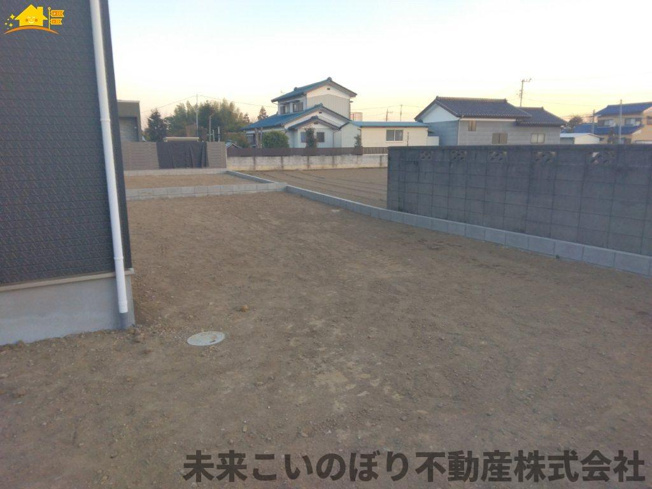 【庭】 | Cradlegarden加須市水深第3　5号棟 | 広いお庭は、家庭菜園スペース、BBQ、使い方いろいろ！！
お子様も自由に遊ばせてあげられます♪
休日が待ち遠しくなりますね！