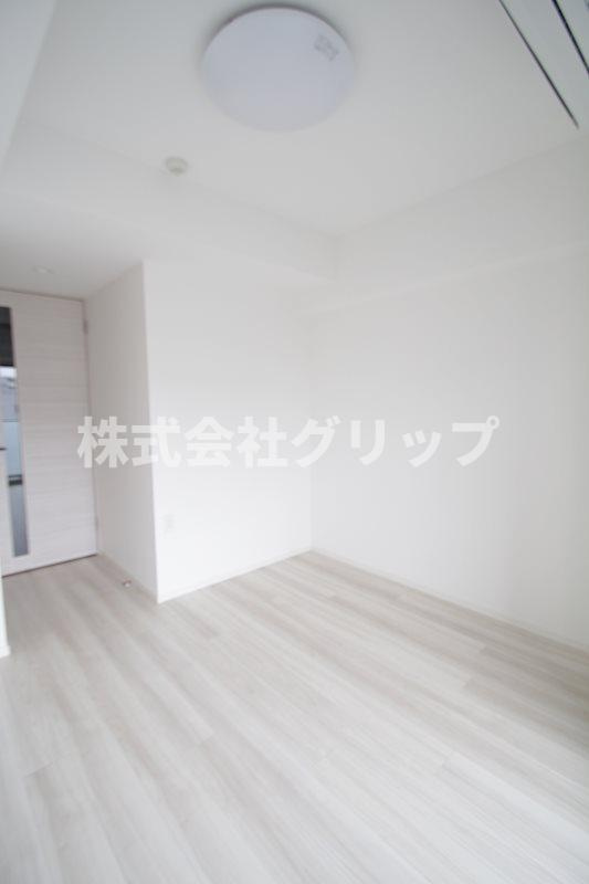 メインステージ横濱阪東橋の洋室