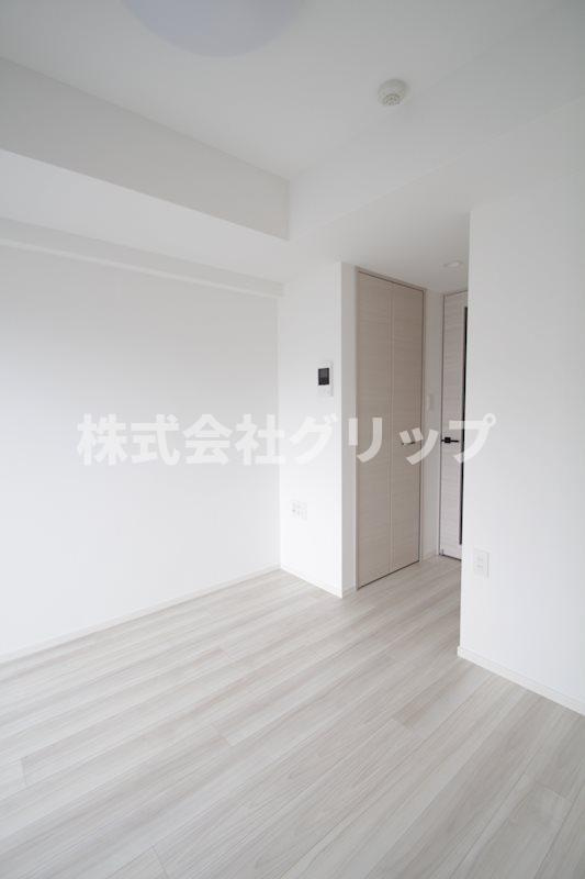 メインステージ横濱阪東橋の居間・リビング