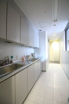 【駐車場】 | マークラー神戸ビル