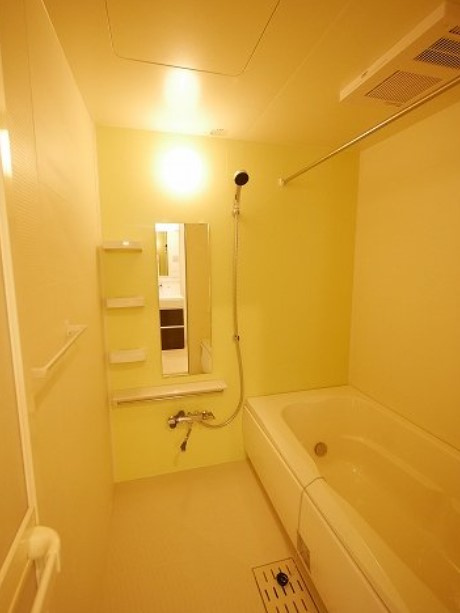 ユヌ ブリーズ 目黒の浴室