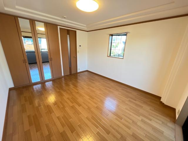 クロワール五日市の内装|洋室