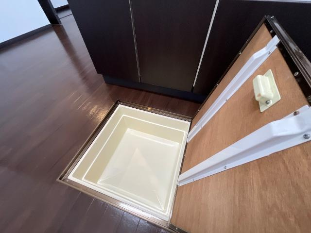 グランデュールの収納|床下収納