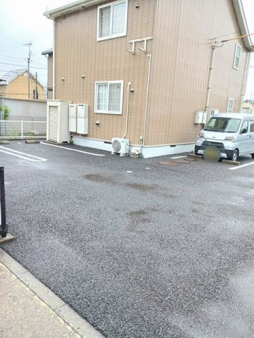 アルモニーＢの駐車場|駐車スペースもあります