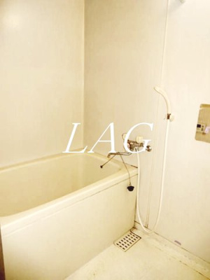 【浴室】 | ロイヤル笹塚 | お風呂です。